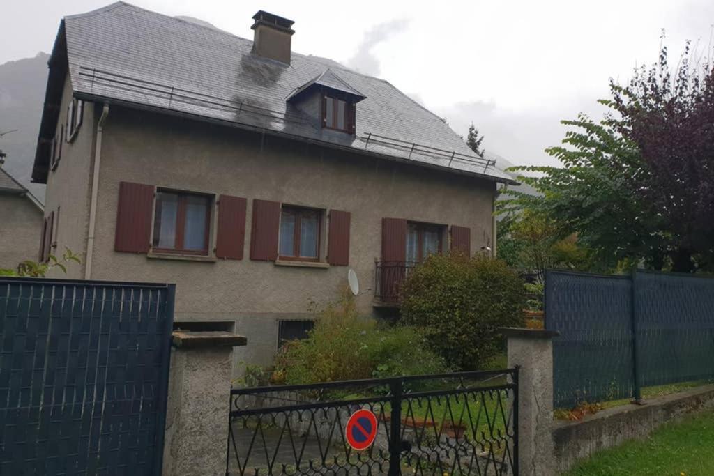 Vila Le Gite Des 3 Vallees Luz-Saint-Sauveur Exteriér fotografie